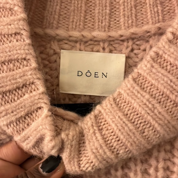 DÔEN Mockneck Sweater - Picture 3 of 4